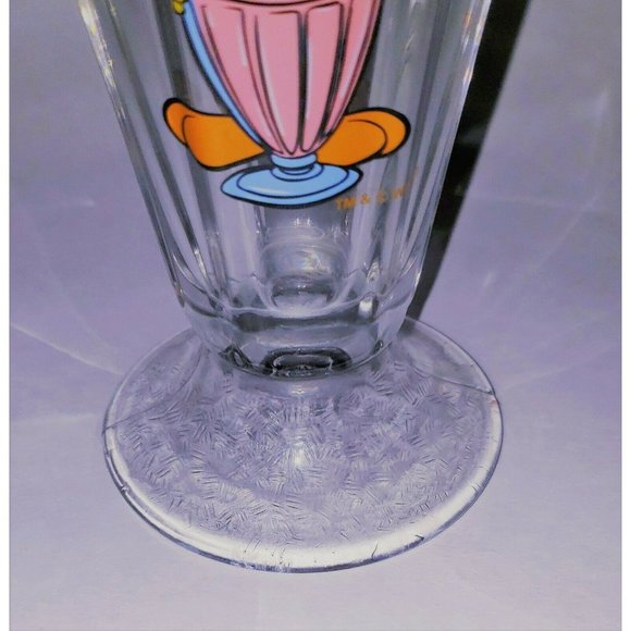 Warner Brothers Tweety Bird 1997 Drinking icecream - Picture 4 of 4